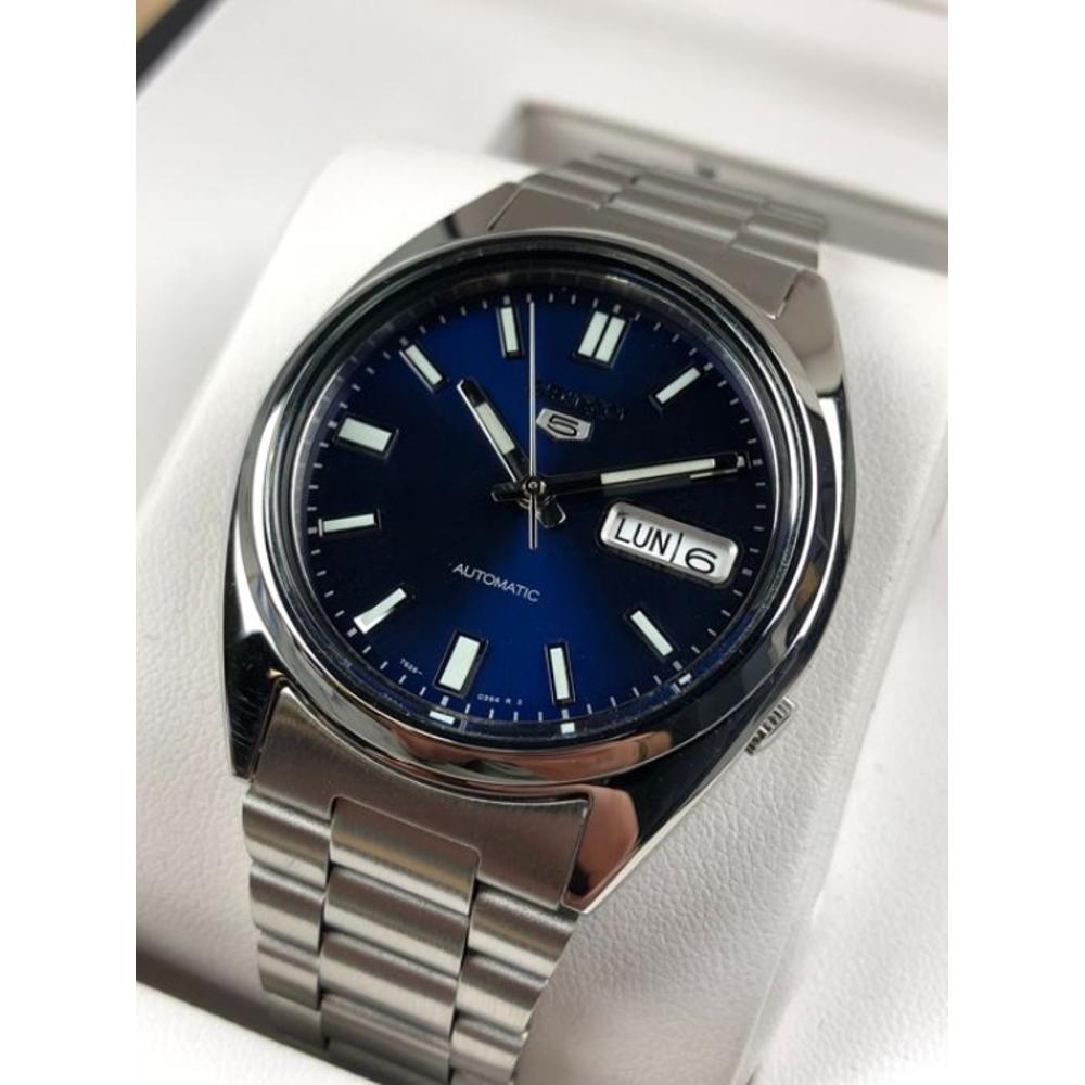 Reloj SNXS77K Seiko 5, Automático para Hombre, Analógico, Con Función de  Calendario, Esfera Azul, Banda y Caja de Acero Inoxidable Color Plateado