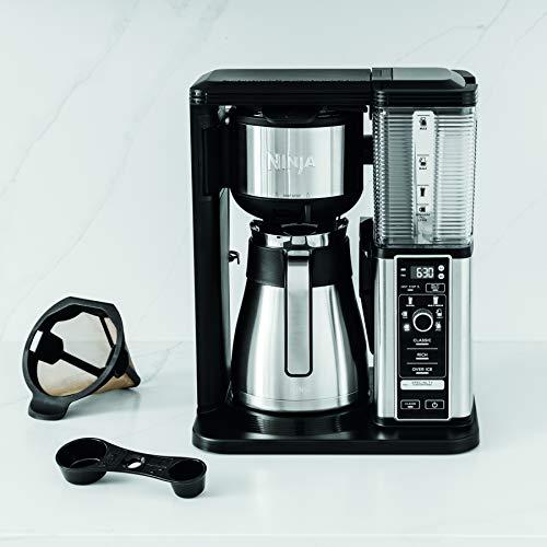 Cafetera Ninja Specialty con espuma plegable (CM407), porción