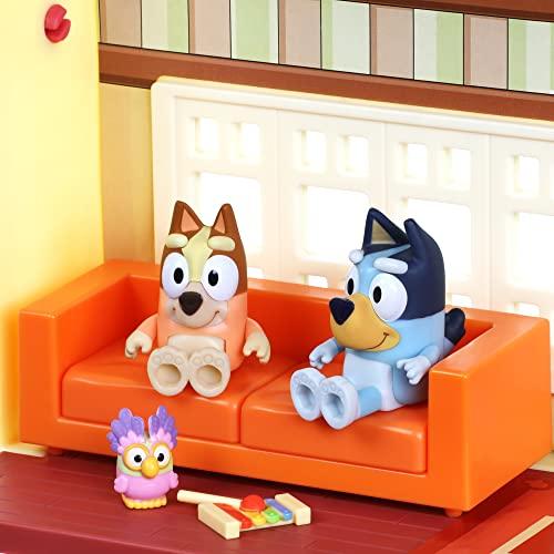 Bluey Ultimate Lights Sounds Playhouse with Two posable Figures