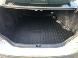 EACCESSORIES EA Cargo Liner - Trunk Mat for Toyota Camry 2012-2017 – Weather-Resistant Trunk Mats for Cars with Raised Lip – Non-Slip Car Trunk Mat Rubber – Easy to Install – Laser Pre-Cut Design